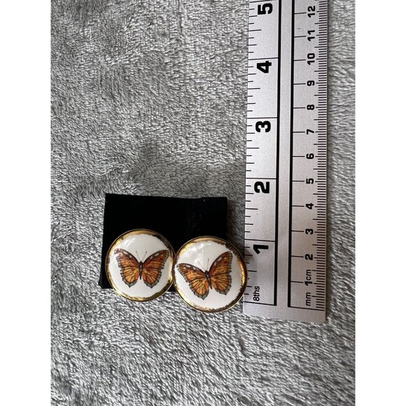 Vtg Round Gold Tone Butterfly Clip On Earrings Estate Fashion Jewelry 70s Screw - Picture 2 of 4